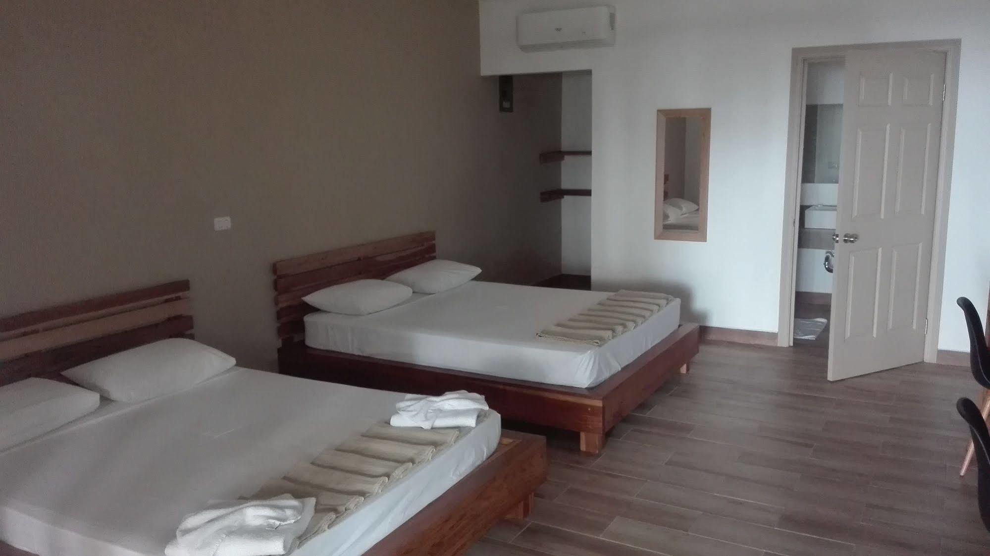 Cahuita Inn Kültér fotó